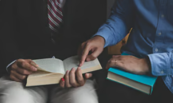 Estudiantes y nuevos creyentes